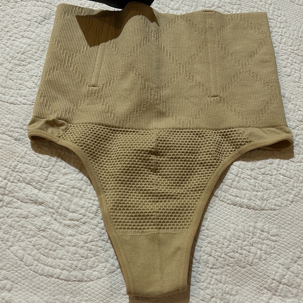 Shaper Queen XXL tummy slimming thing pantie. XXL - Picture 4 of 7